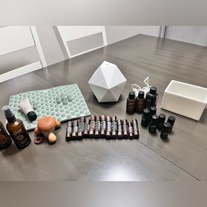 Essential Oil Duffer and Oils